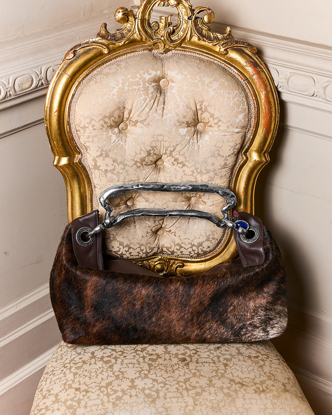 THE COLLECTOR'S BAG: PETRA