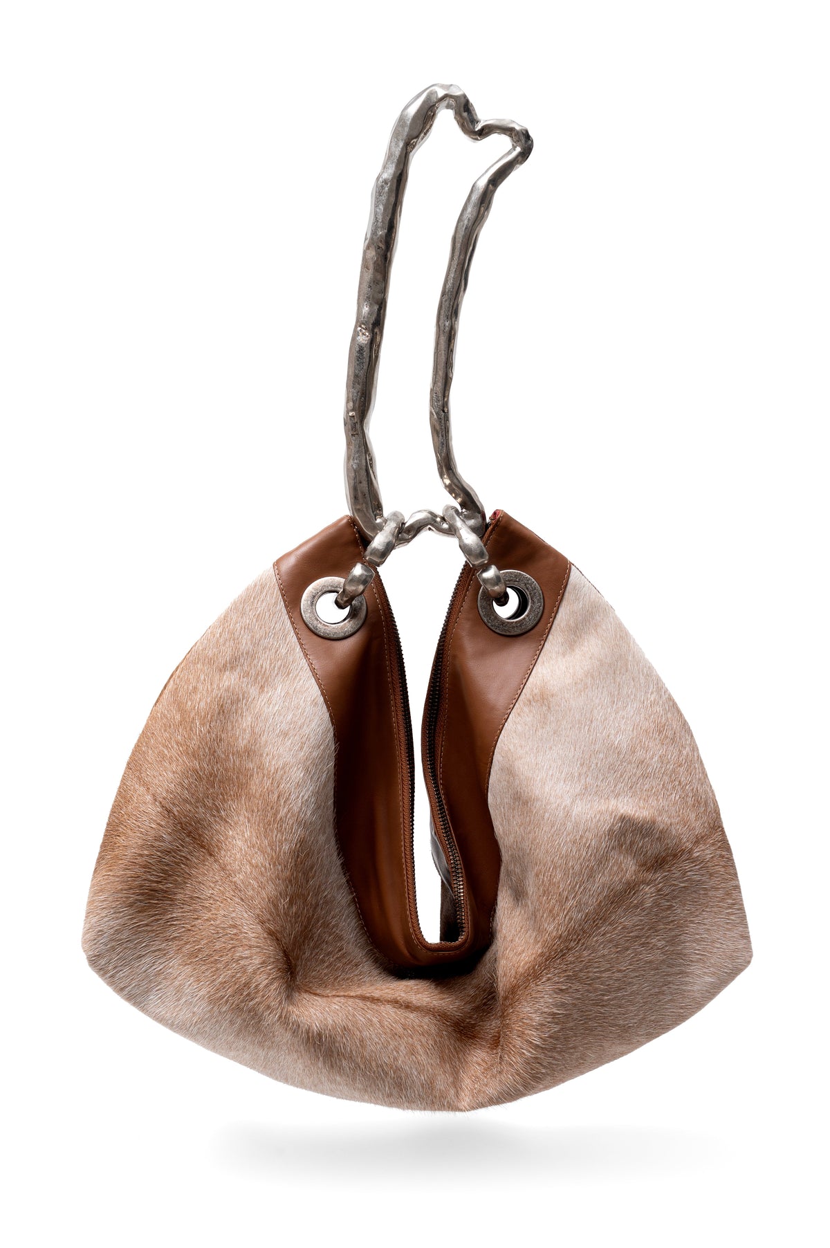 THE COLLECTOR'S BAG: AKAGE
